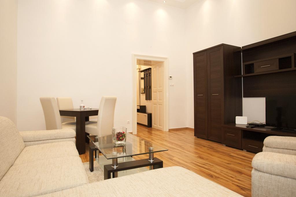 Charlotte Apartment Close To Opera Βουδαπέστη Εξωτερικό φωτογραφία