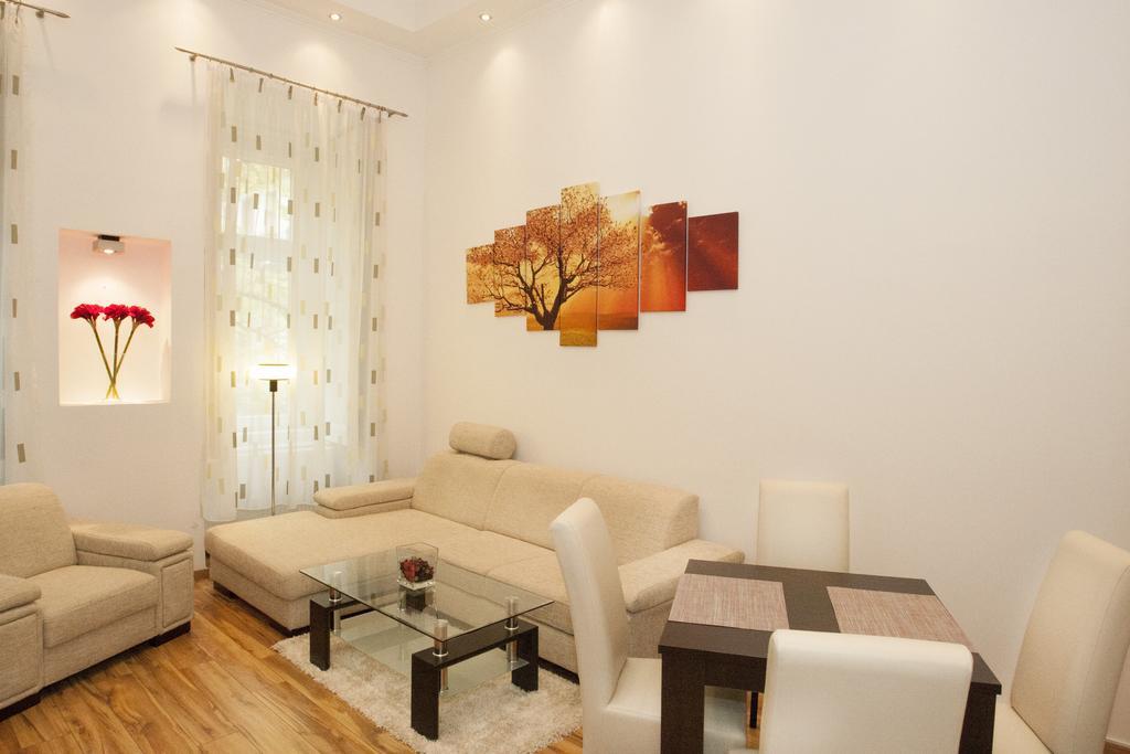 Charlotte Apartment Close To Opera Βουδαπέστη Εξωτερικό φωτογραφία