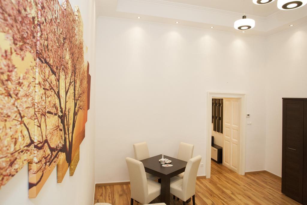 Charlotte Apartment Close To Opera Βουδαπέστη Εξωτερικό φωτογραφία